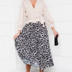 Best Pirce ❤️ IKRUSH Kourtney Belted Long Sleeve Top In Nude 😍