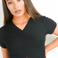 Outlet 🌟 Pretty Moi Black Surplice Front Ribbed Crop Top 🤩