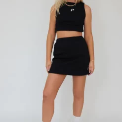 Coupon ❤️ Awfully Pretty Sporty Tank Crop In Black 💯