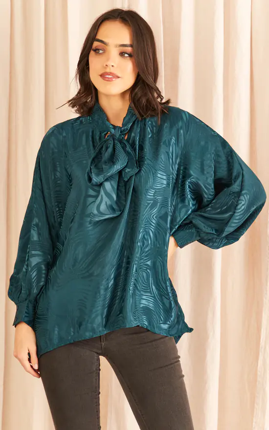 Best reviews of โจ Blue Vanilla Pussybow Oversized Top ๐ฅฐ