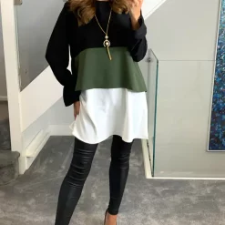 Wholesale 👏 HOXTON GAL Oversized Crepe Colour Relaxed Block Tunic In Black, Green And White ❤️