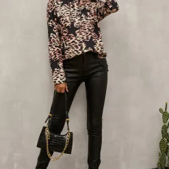 Top 10 😍 FS Collection Hoodie Top In Black Animal & Star Print 🔥
