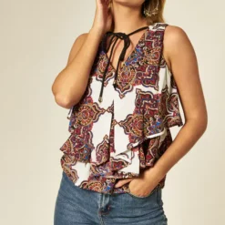 Deals 🌟 Stardust + Steel Sleeveless Top In Cream Damask Print 🛒