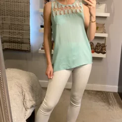 New 👏 CY Boutique Sleeveless Vest Top With Feather Design Panel In Green 😀